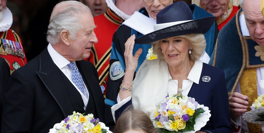 Королева-консорт Камилла, король Карл, чистый четверг, йоркский собор, королева-мать, брошь, королевские сокровища