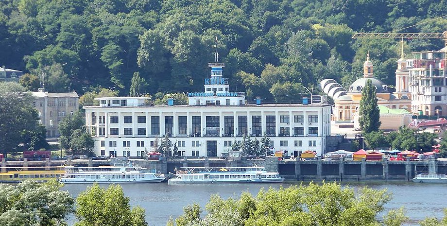 Речной вокзал в Киеве / Фото из открытых источников