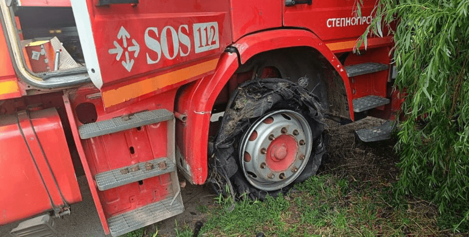 росіяни обстріляли пожежний підрозділ у Запорізькій області, степногірська громада, федоров, удар по пожежній частині