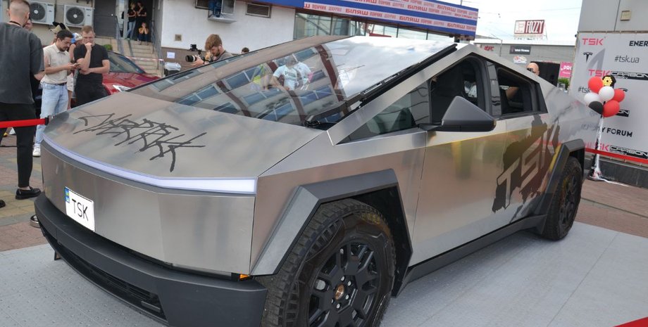 пікап тесла сайбертрак, Tesla Cyberctruck, пікап Tesla Cyberctruck, нова Tesla Cyberctruck, електромобіль Tesla