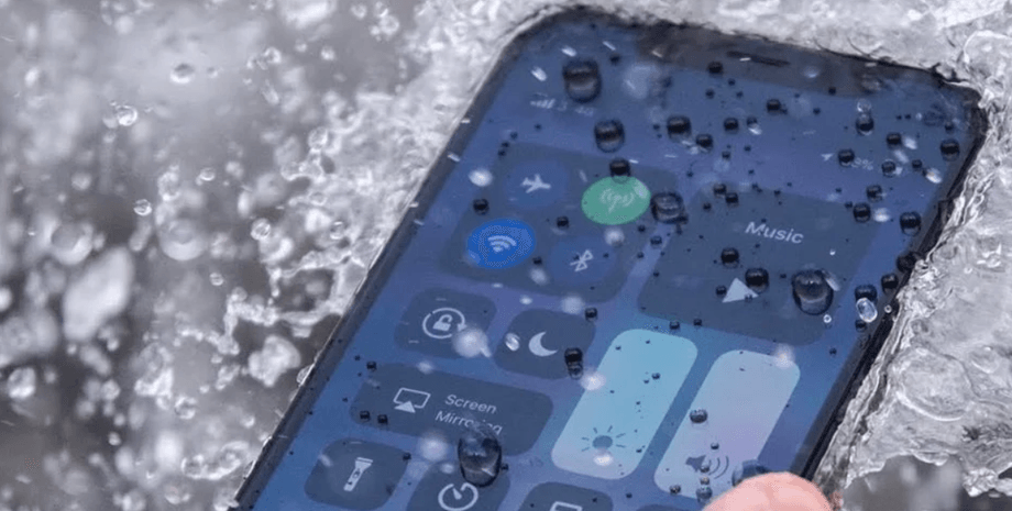 смартфон попал в воду быстрая зарядка