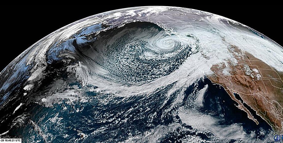 зимний шторм из космоса