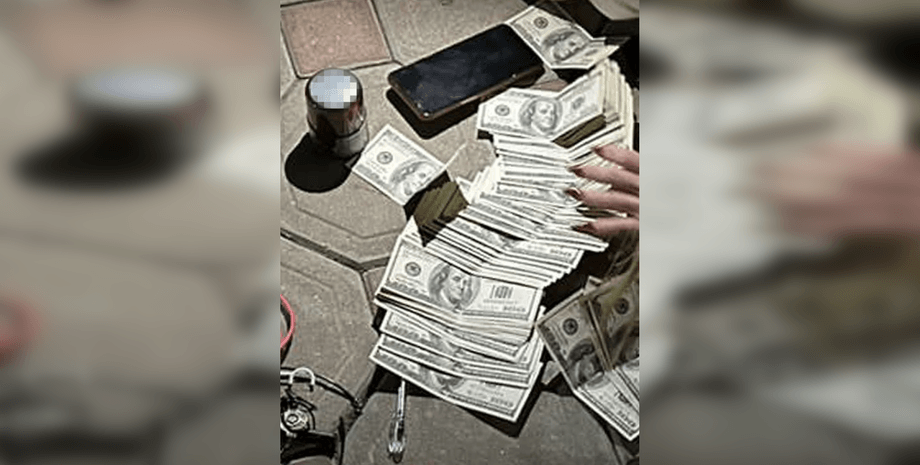 Деньги, доллары, наличные