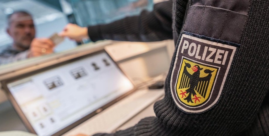 Поліція, Німеччина, вбивство, розслідування, правоохоронні органи