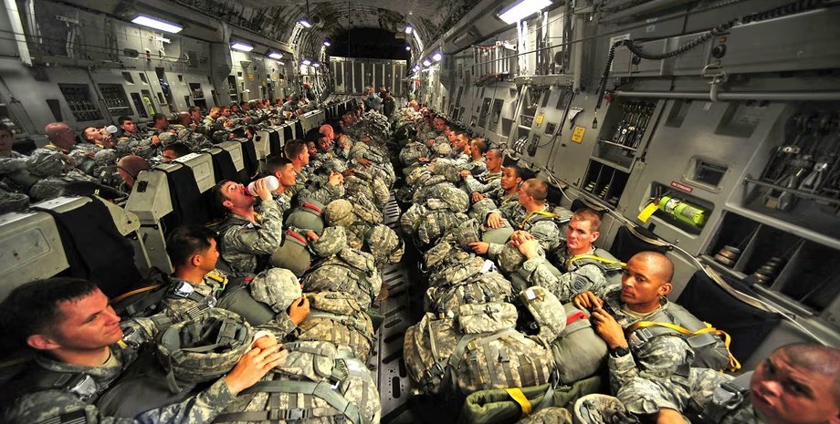 Морпехи 82-й воздушно-десантной дивизии армии США