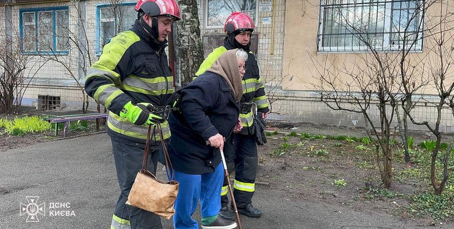 Київ, обстріл, війна РФ проти України, ракетний удар, російська агресія