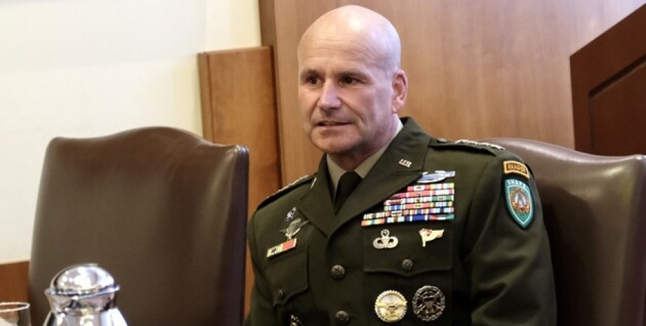 Кристофер Каволи, генерал США, США, НАТО, Каволи