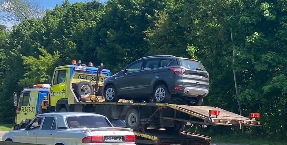 Евакуатор, Київ