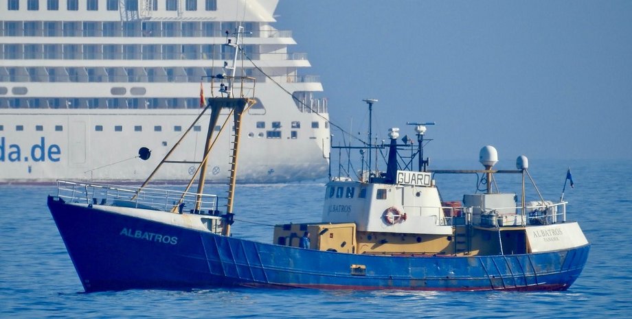 наркотики, судно, испания, Albatros, украинцы, фото