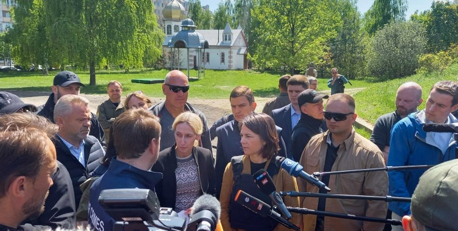 бербок, мід германії, мід фрг, бербок германія, бербок в києві