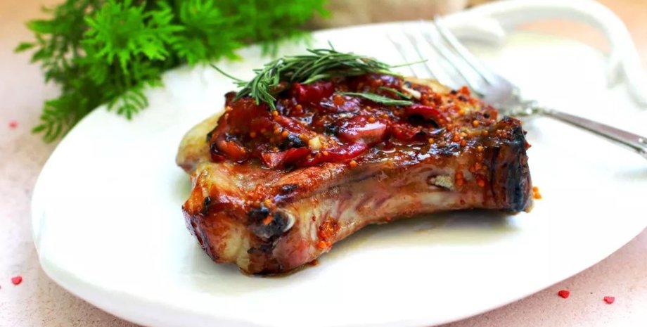 Соусы, мясо, шашлык