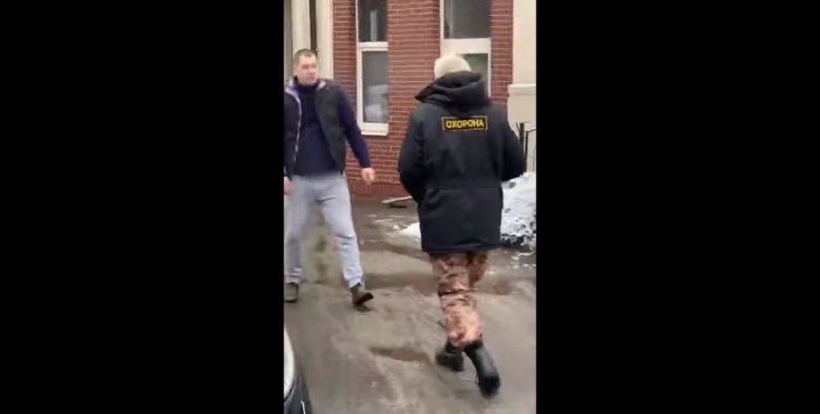 В Олександрівській лікарні охоронець зламав руку адвокату Дмитру Калько