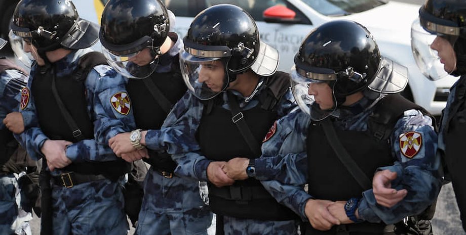 Росгвардейцы