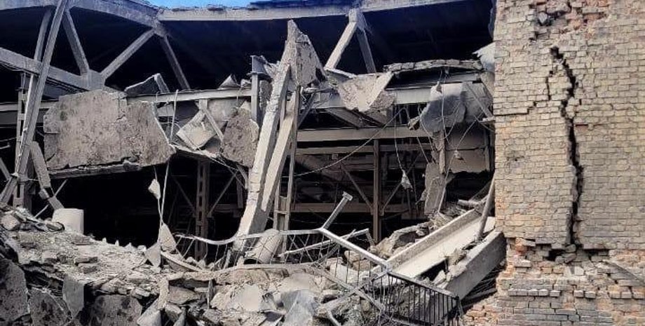 Последствия российского ракетного удара по Сумах 14 мая