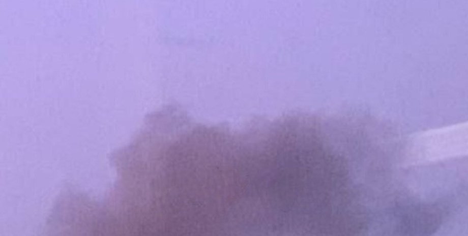 обстрел Чернигов, дым, взрыв, прилет, обстрел, удар по Чернигову