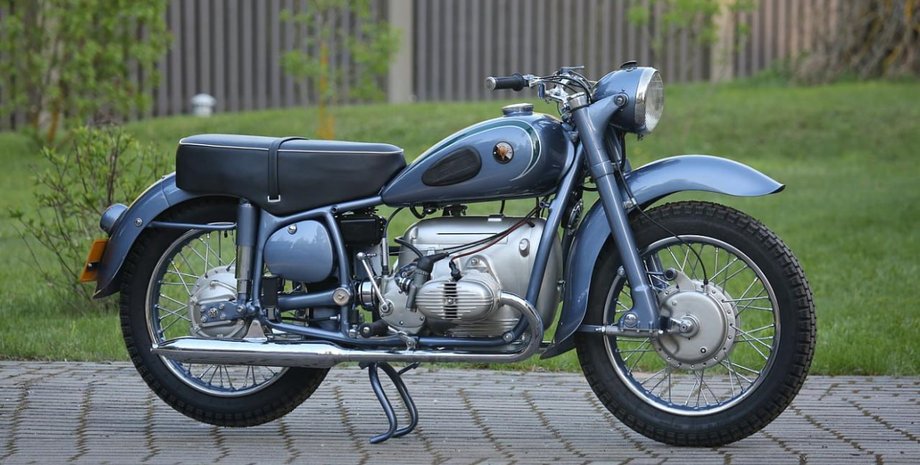 мотоцикл КМЗ М-53