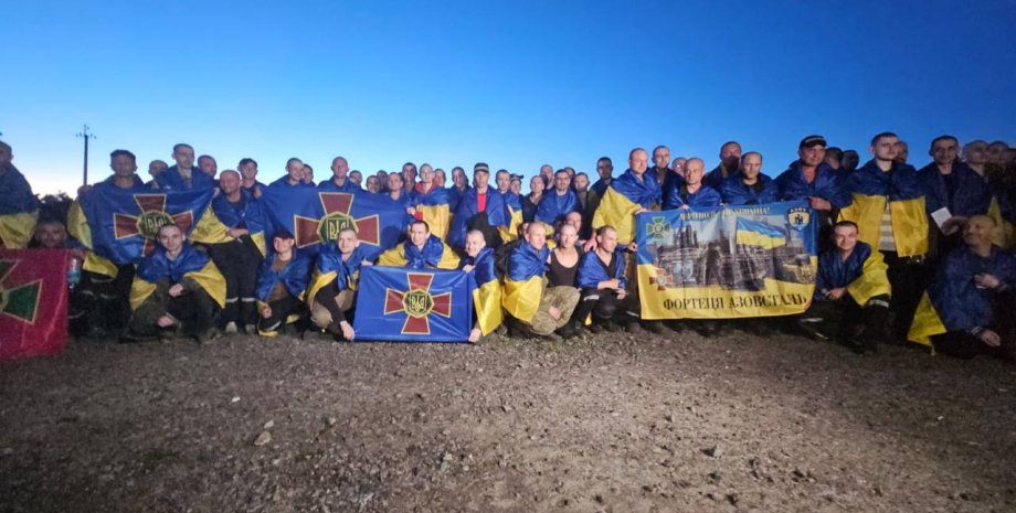 Освобожденные украинские пленные ВСУ, НГУ, ДПСУ, пленные, Украина, война, фото