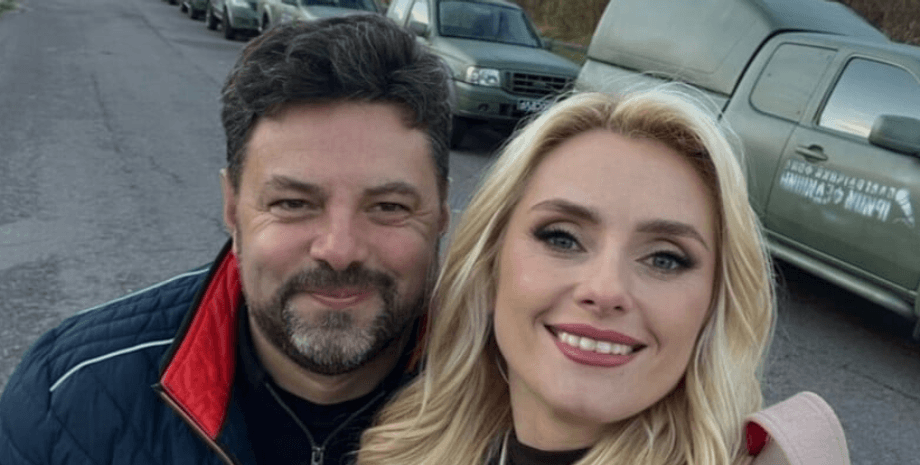 Віталій Човник з дружиною