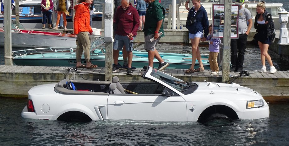 амфібія форд мустанг, Ford Mustang, тюнінг Ford Mustang, кабріолет Ford Mustang, амфібія Ford