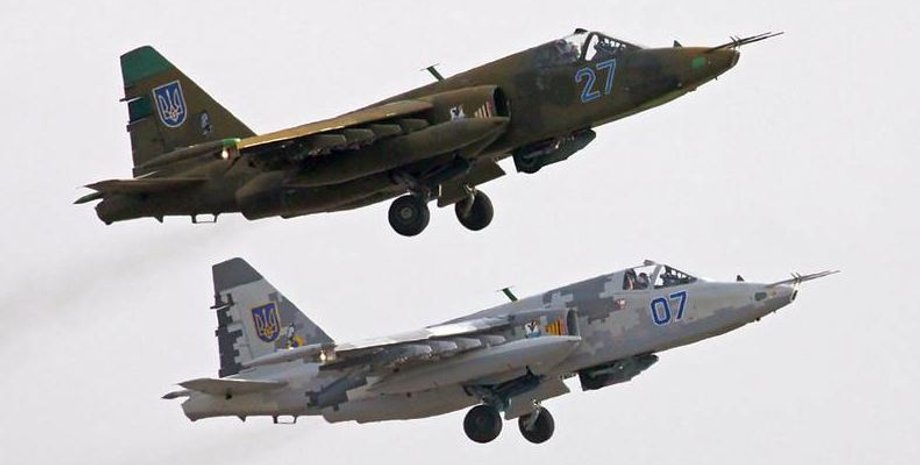 Пара украинских Су-25 / wing.com.ua