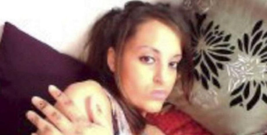 Асна Аитбуласьен - первая в Европе женщина-смертница / Фото: the times.co.uk