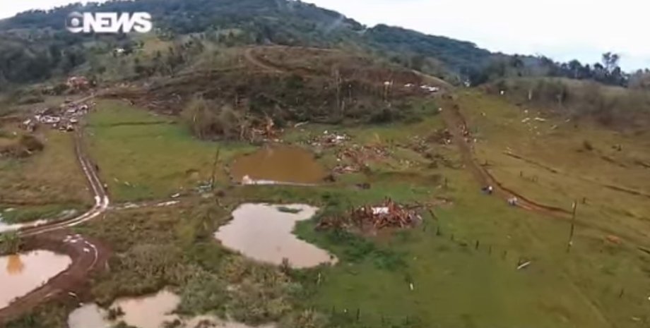 Кадр из видео Youtube