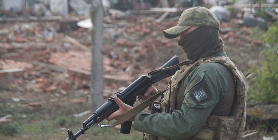 Боєць ПВК "Вагнер" ПВК "Вагнер", вагнерівець, військовослужбовець, вбивство дітей, війна в Україні