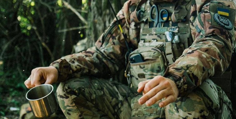 украинский военный трейн, денис бабий, командир штурмового батальона денис бабий