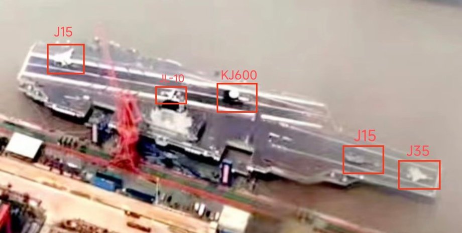 китайский авианосец