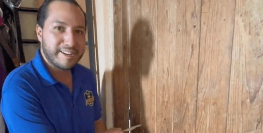 Замкнена кімната, чоловік, замкнені двері, прихована кімната, соцмережі, TikTok,