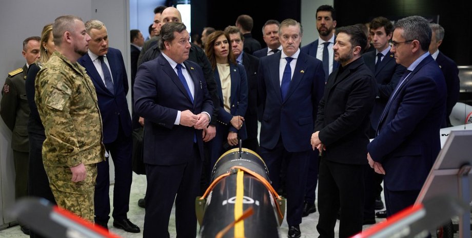 Киев и Мадрид договорились о совместных проектах в ракетах и ПВО