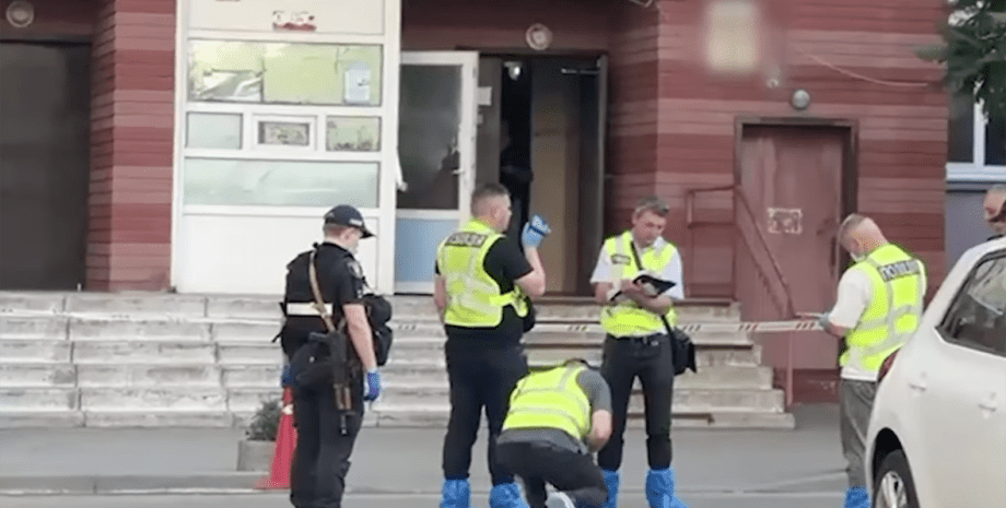 СБУ полиция на месте убийства Воронича