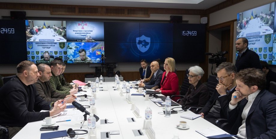 Делегація США, Київ, Україна, Андрій Єрмак, брифінг, візит, війна в Україні