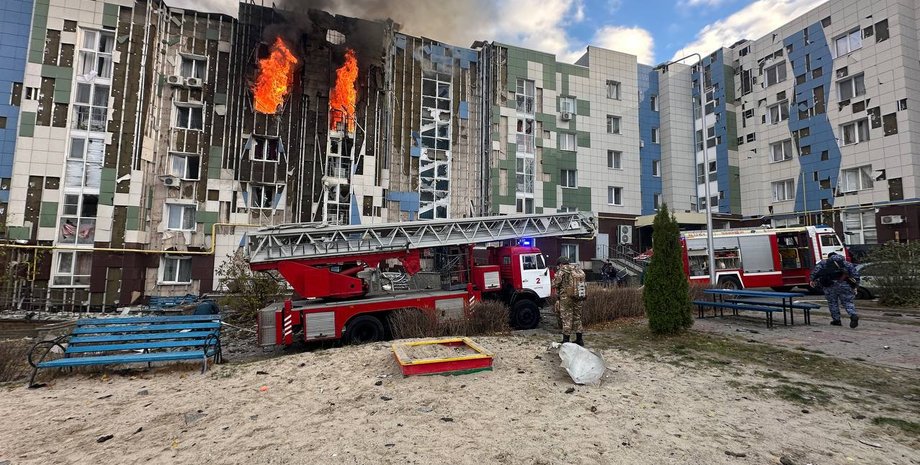 Пожежа в будинку після атаки БПЛА