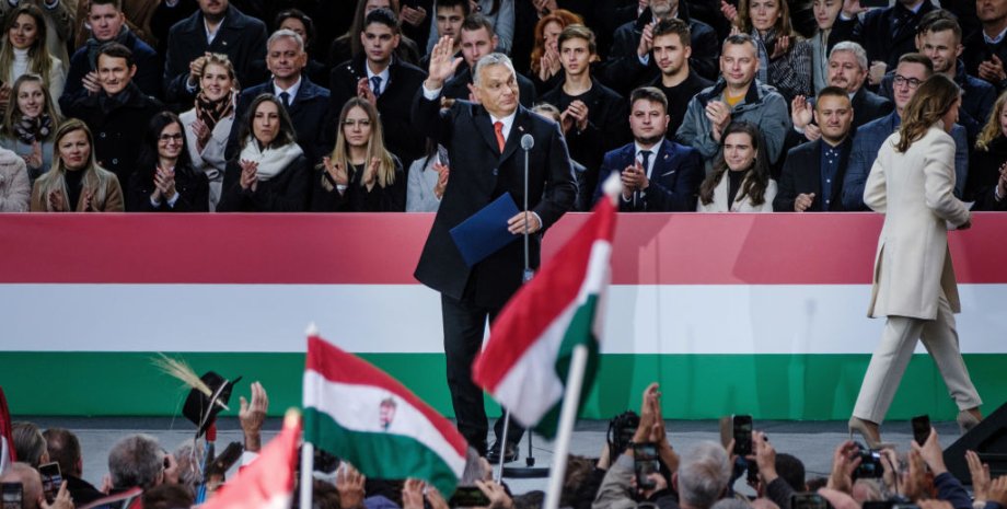 віктор орбан проти україни, орбан марш миру, марш миру у Будапешті, угорщина не підтримує україну, орбан та євросоюз, позиція угорщини у євросоюзі, позиція угорщини щодо війни в україні