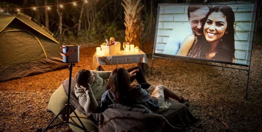 Cube4, Jireno, проектор