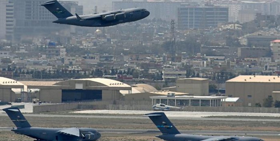 самолет, взлет, сша, кабул, фото