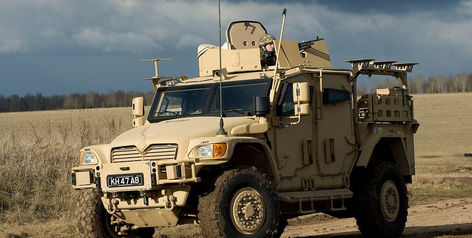 Husky, Велика Британія, броневики, військова допомога