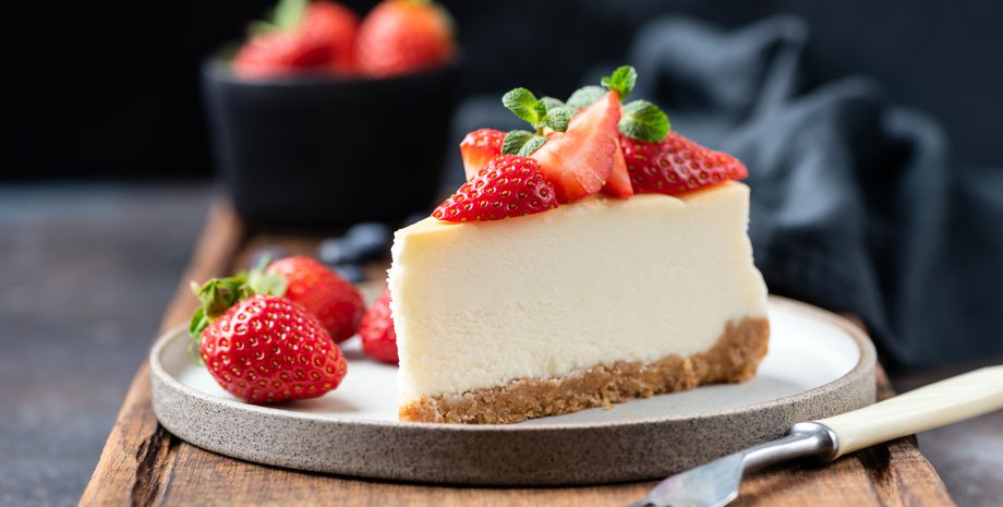 Свежий клубничный пирог, пирог с клубникой, вкусный пирог, торт с клубникой