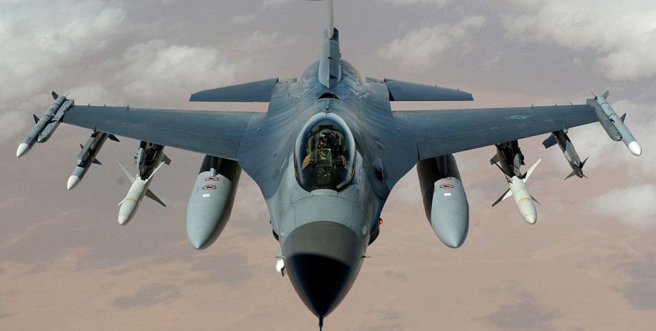 Винищувачі F-16, F-16 для ЗСУ, F-16 для України, Данія F-16, Данія літаки для України, коли F-16 для України, терміни F-16