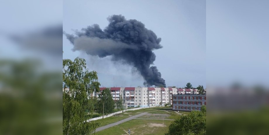 Брянская область пожар, Брянская область возгорание, склад пожар, ООО "НПП "Александр"