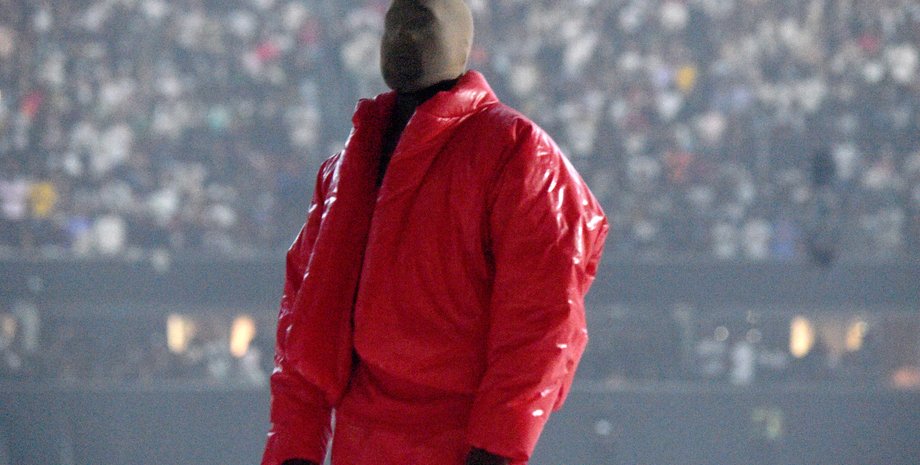 Канье Уэст, рэпер, стадион