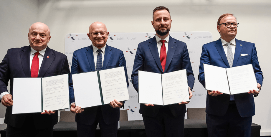 польские чиновники, документ