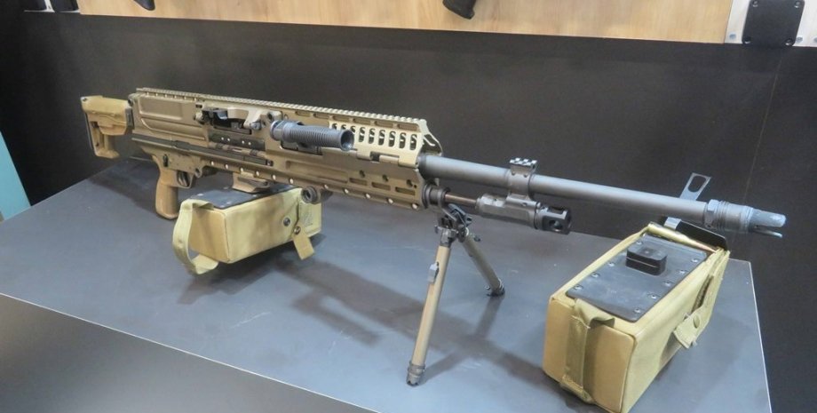 Пулемет SIG Sauer XM250