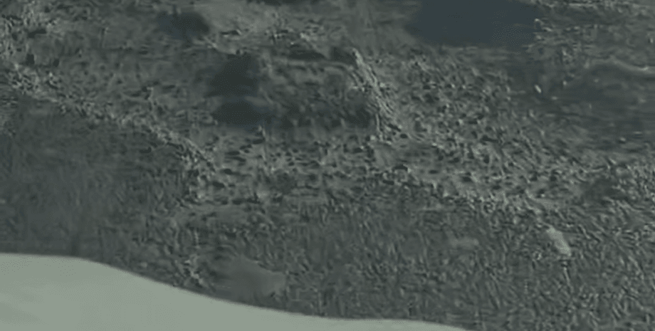 Яма на дорогах біля Лубен — стан траси показали в мережі