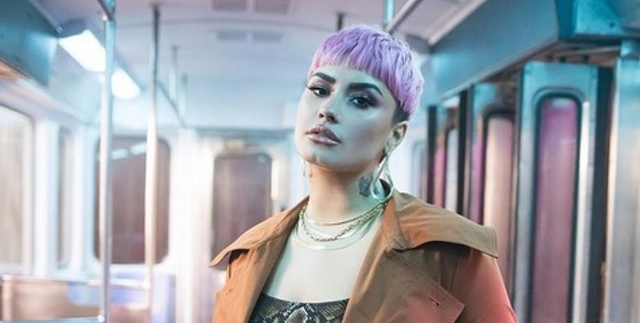 певица,  Деми Ловато, инсульт, наркотики, передозировка