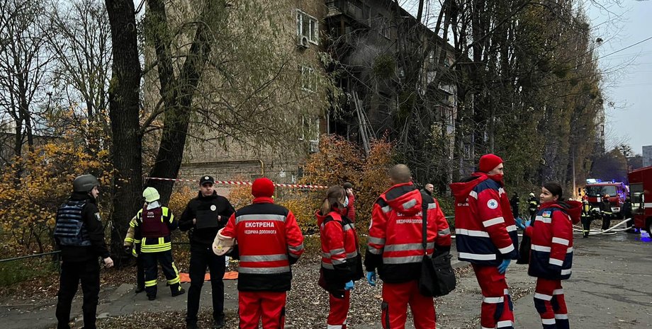 Ракетный удар массированный обстрел Киев Украина разрушения