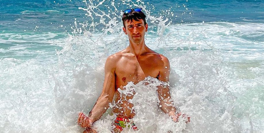 Tinder. зануда из тиндера, сайт для знакомств, джон тисдейл, программист создал сайт для знакомств, программист создал сайт чтобы найти себе девушку