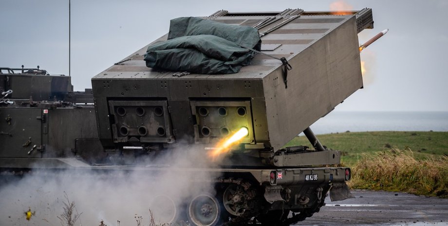 MLRS M270A1, M270, фото M270, британські M270