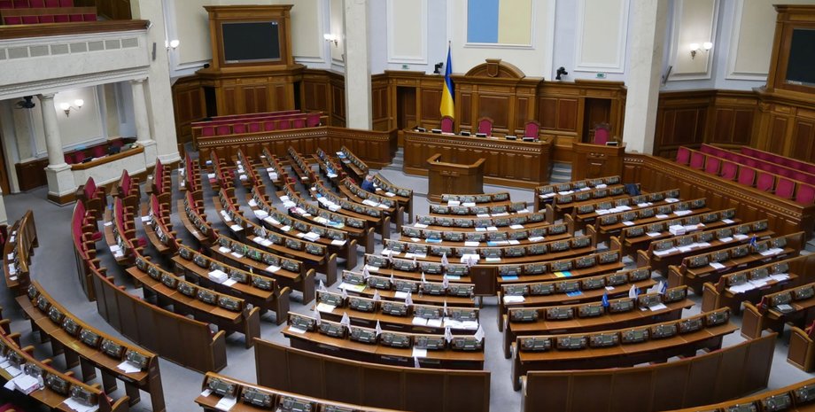 Депутат покусав руку дружині адвокат Весельська укус